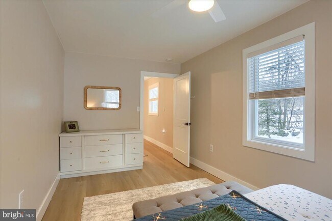 Building Photo - 1365 Roundtop Rd