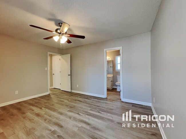Building Photo - 5404 Trenburg Ct