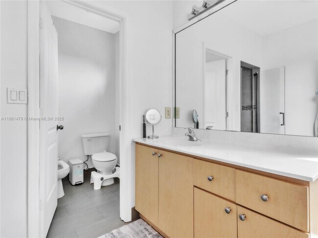 Building Photo - 3366 SW 152nd Pl