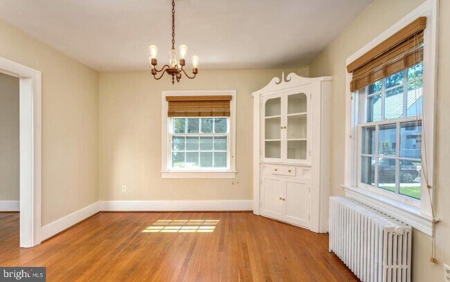 Building Photo - 107 Morgan St