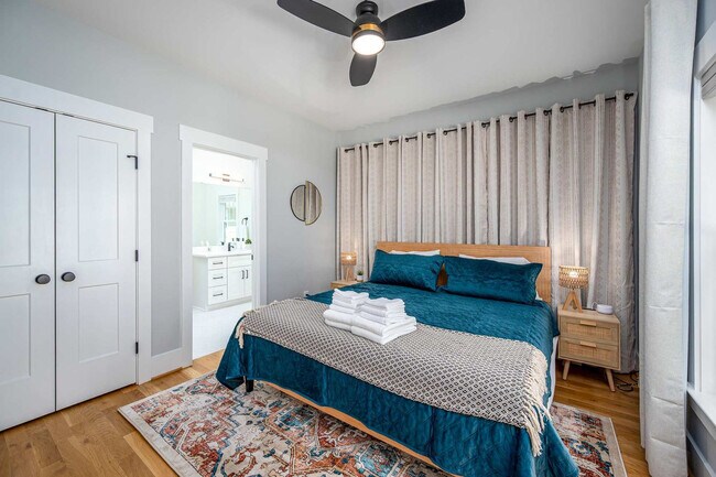 Building Photo - 2019 James St