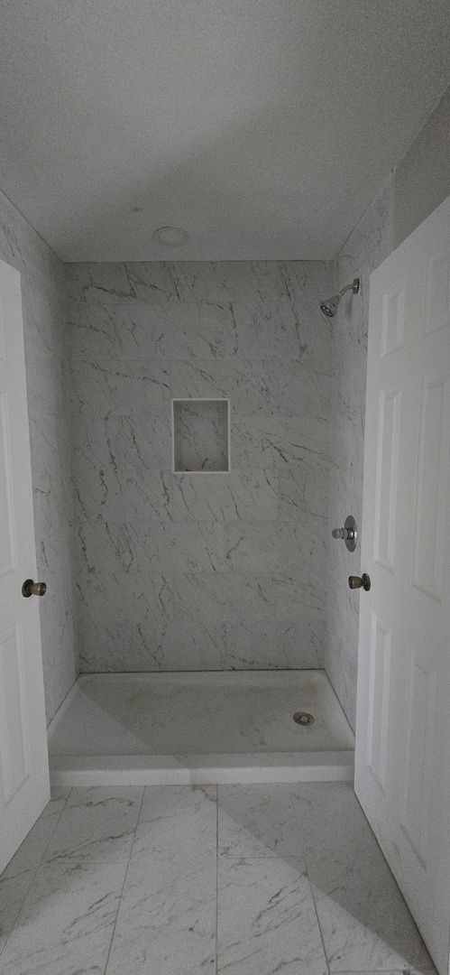 Building Photo - 2020 Agnes St