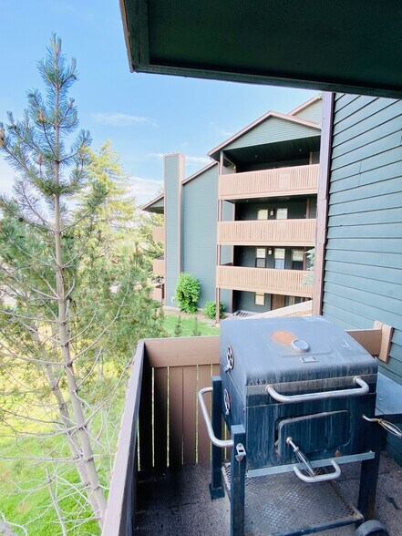 Building Photo - 7085 N 2200 W
