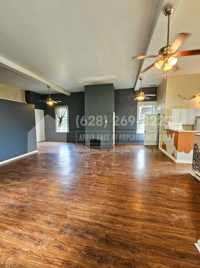 Building Photo - 50 Jackson St