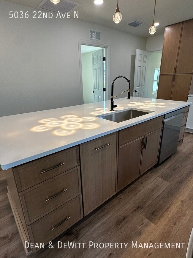 Building Photo - 5036 22nd Ave N