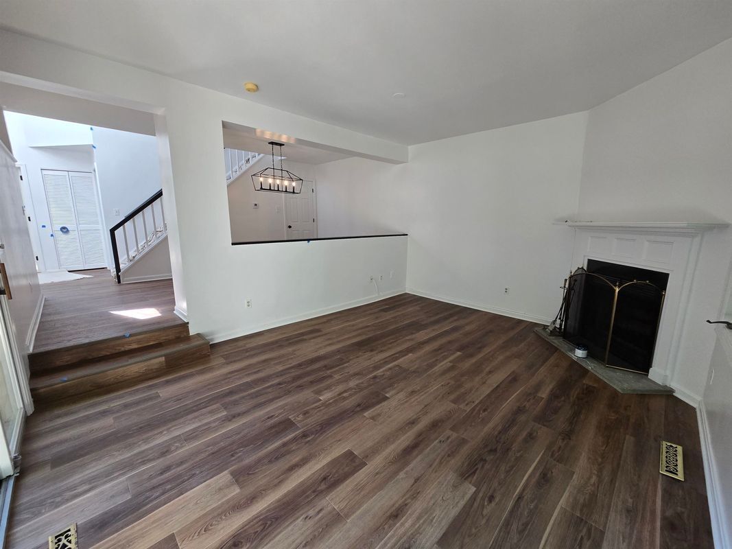 Building Photo - 103 Spinnaker Way