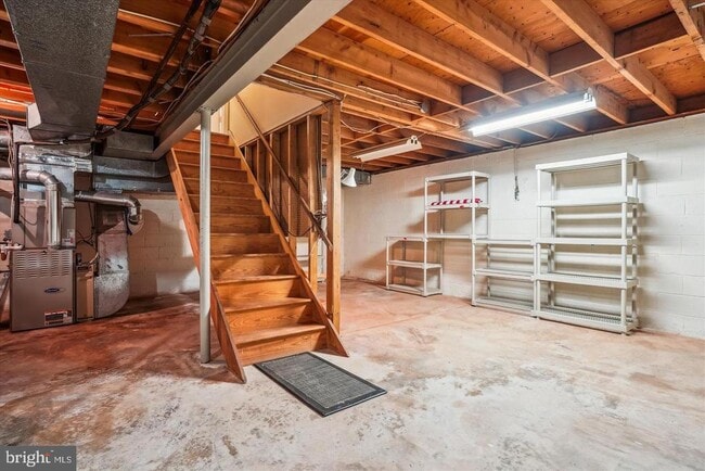 Building Photo - 8659 Weir St