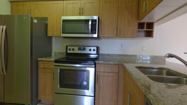 Building Photo - 6510 Emerald Dunes Dr