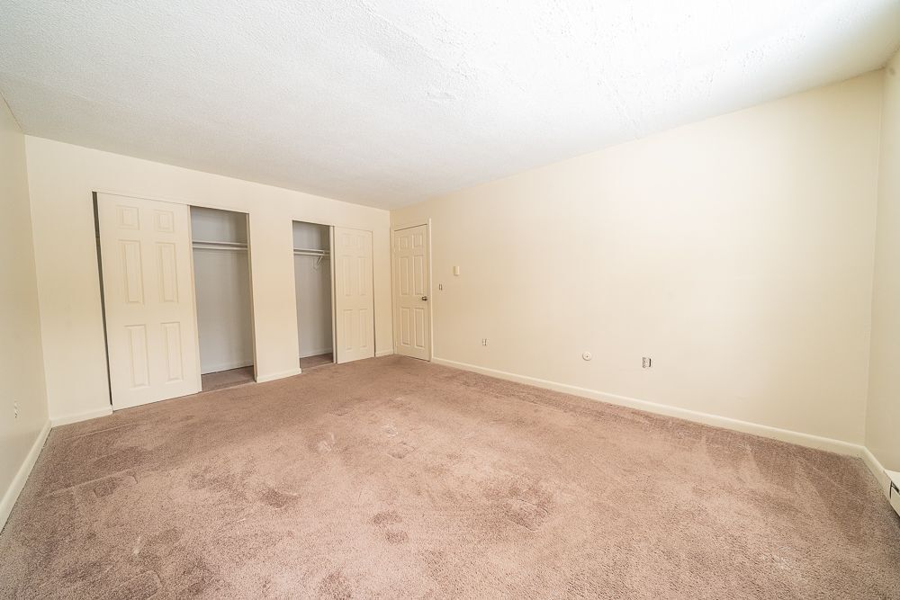 Building Photo - 1 Charleston Ave