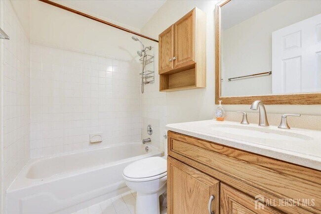 Building Photo - 54 Tanglewood Ct