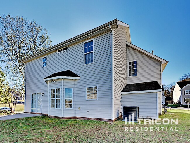 Building Photo - 9200 Bradstreet Commons Way