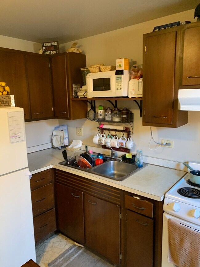 Building Photo - 24 Lynch St