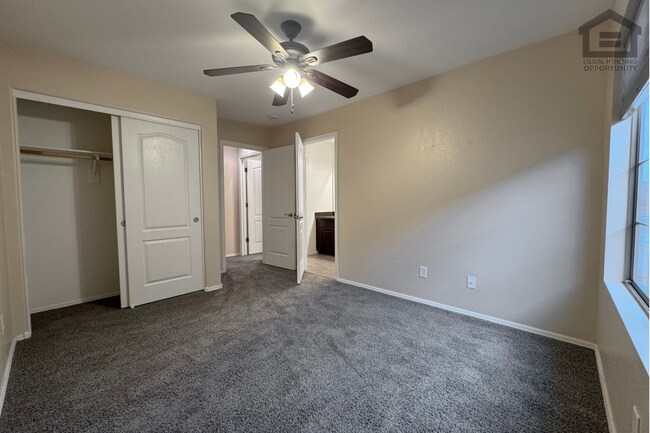 Building Photo - 3721 E Kerry Ln