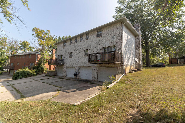 Building Photo - 3307 Belle Meade Dr