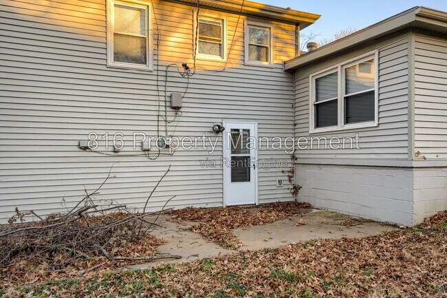 Building Photo - 8710 Kentucky Ave