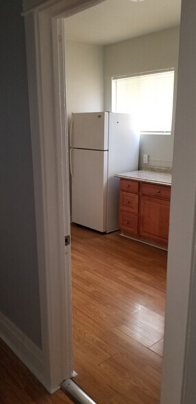 Building Photo - 801 N Ridgewood Pl