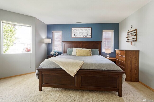 Building Photo - 2085 Bobs Hollow Ln