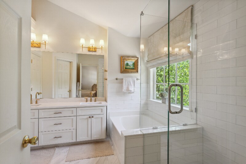 Building Photo - 4545 Chelton Ct SE