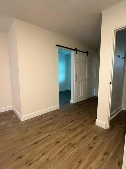 Building Photo - 472 Magnolia Ave