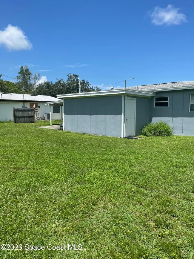 Building Photo - 405 W Rutgers St