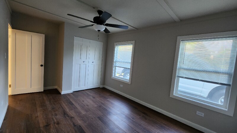 Building Photo - 41270 N Bayside Dr