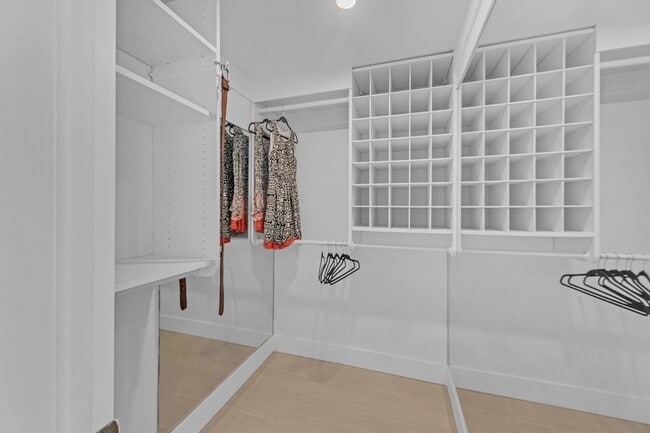 Building Photo - 3700 Galt Ocean Dr