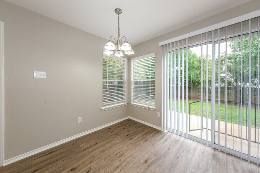 Building Photo - 2016 Continental Pass