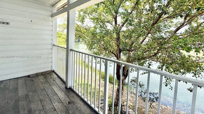 Building Photo - 278 Cypress Point Dr
