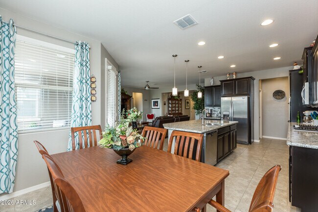 Building Photo - 35549 N Bandolier Dr