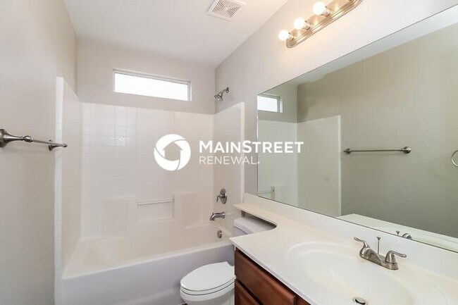 Building Photo - 4 Bedroom Pet-Friendly Home in Tolleson, AZ with Main Street Renewal