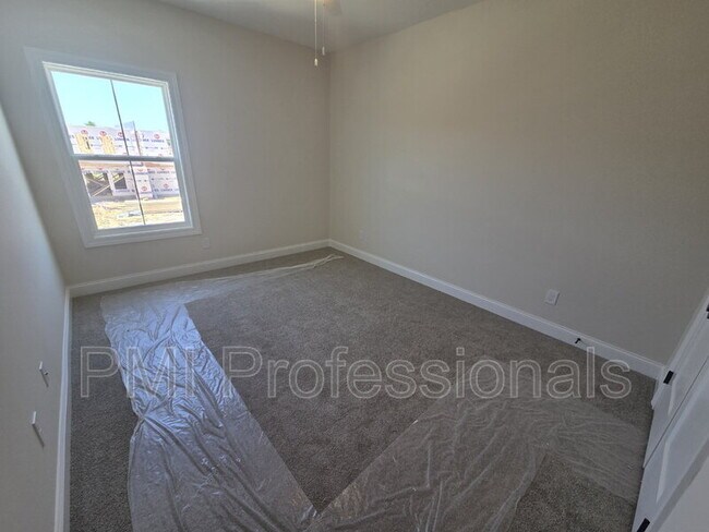 Building Photo - 1345 Rebecca Johns Dr