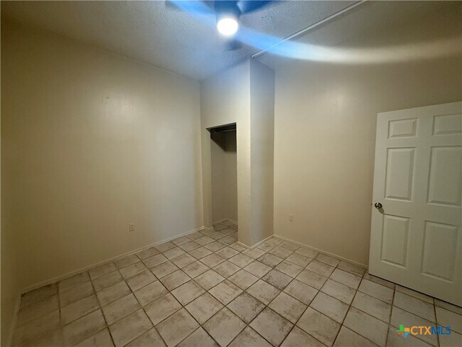 Building Photo - 1410 Marlton St