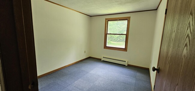 Building Photo - 36 Brimstone Corner Rd