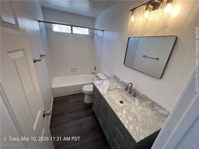 Building Photo - 9321 Mountain Rise Ave