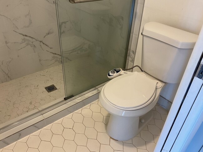 Building Photo - 2425 Presidential Way