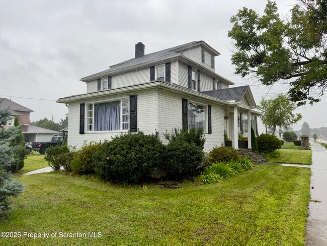 Building Photo - 536 Moosic Rd