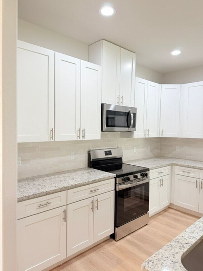 Building Photo - 29 Slumber Path