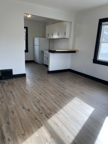 Primary Photo - 1708 Short St