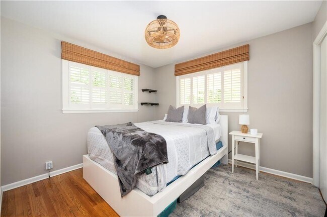 Building Photo - 3850 Beya Way