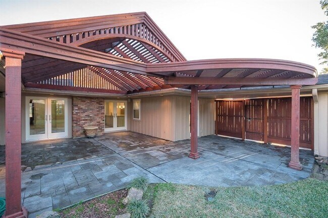 Building Photo - 5046 Yarwell Dr