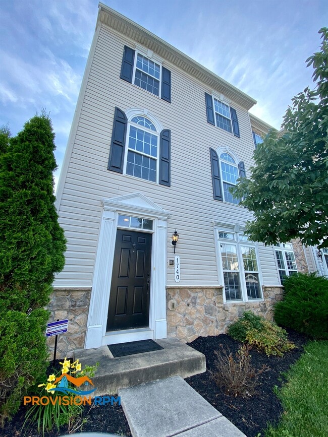 Building Photo - 1740 Theale Way