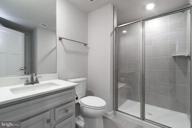 Building Photo - 11003 Resort Road