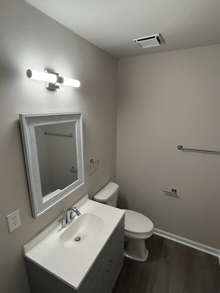 Building Photo - 602 Alison Ct