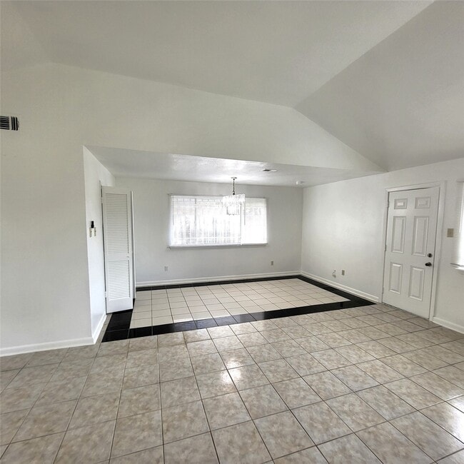 Building Photo - 17223 Artwood Ln