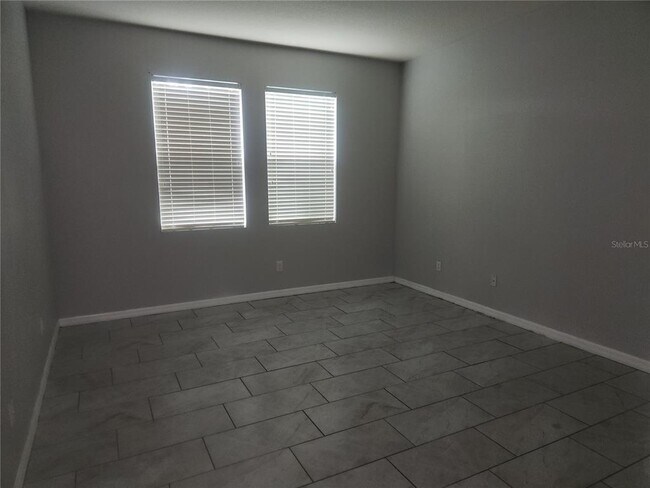 Building Photo - 2556 Tanner Terrace