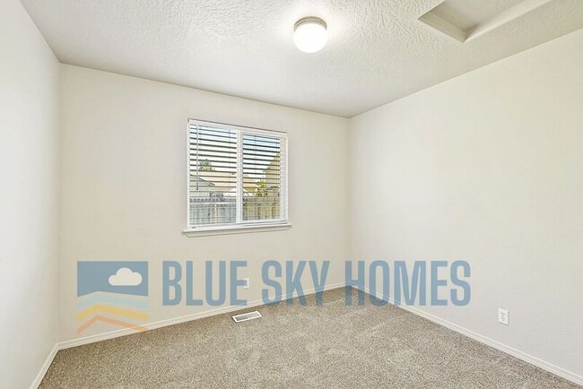 Building Photo - 19712 Susquehanna Way