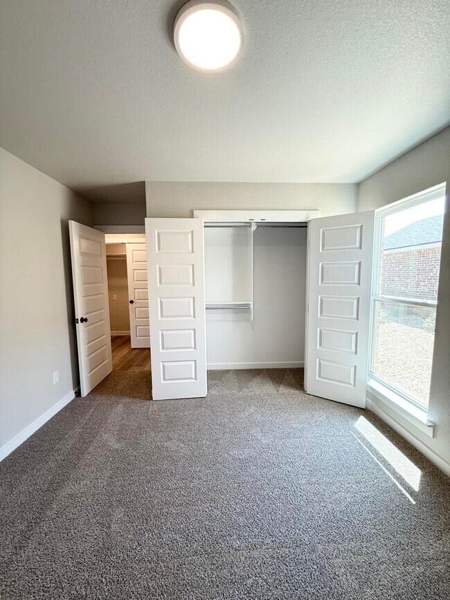 Building Photo - 3410 Tiffin Ave