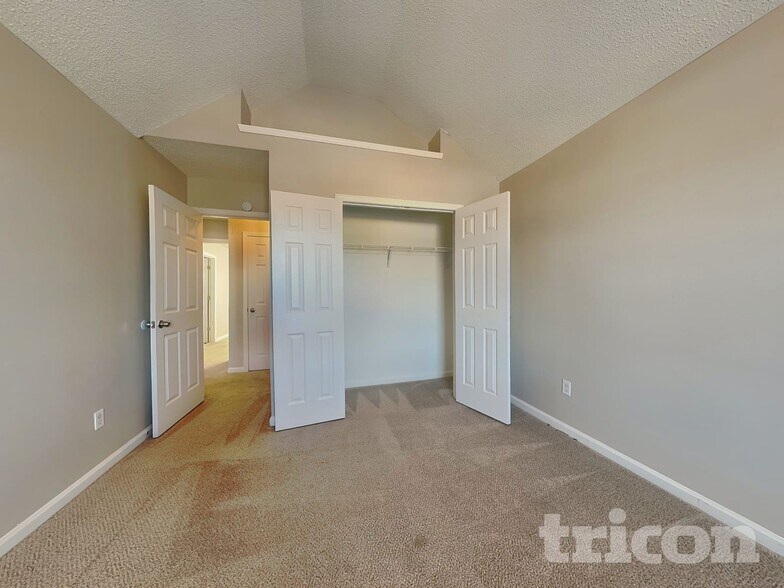 Building Photo - 816 Marcus Ln