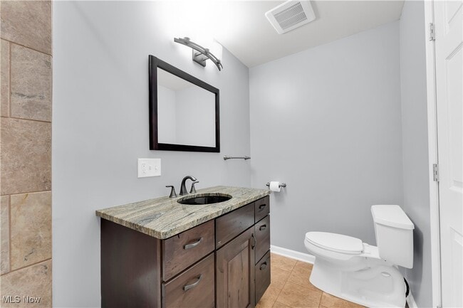 Building Photo - 33555 Wagon Wheel Dr