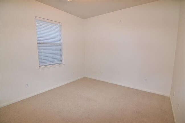 Building Photo - 11400 W Parmer Ln